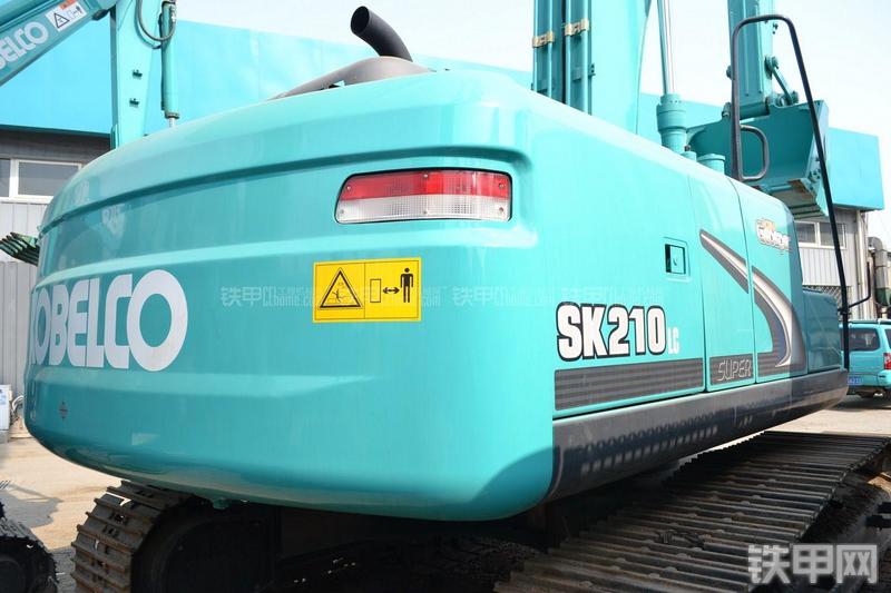 神钢SK210LC-8-domestic挖掘机局部