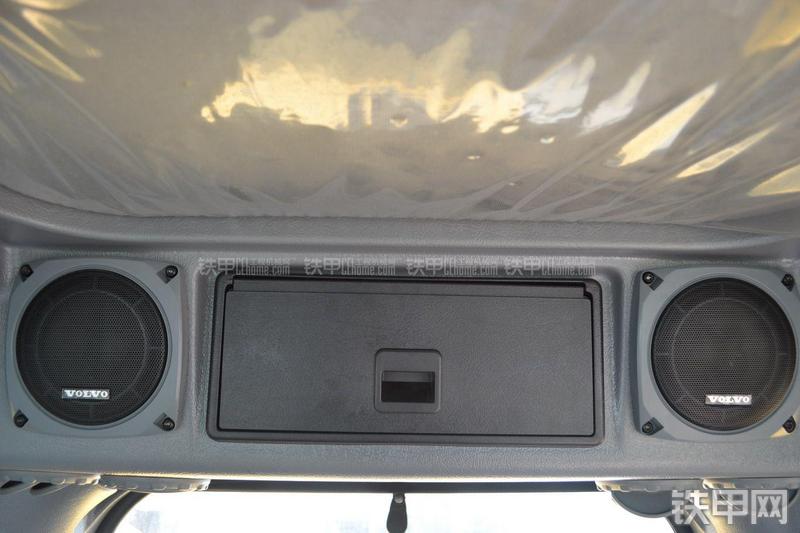 沃尔沃EC240BLC-Prime挖掘机局部