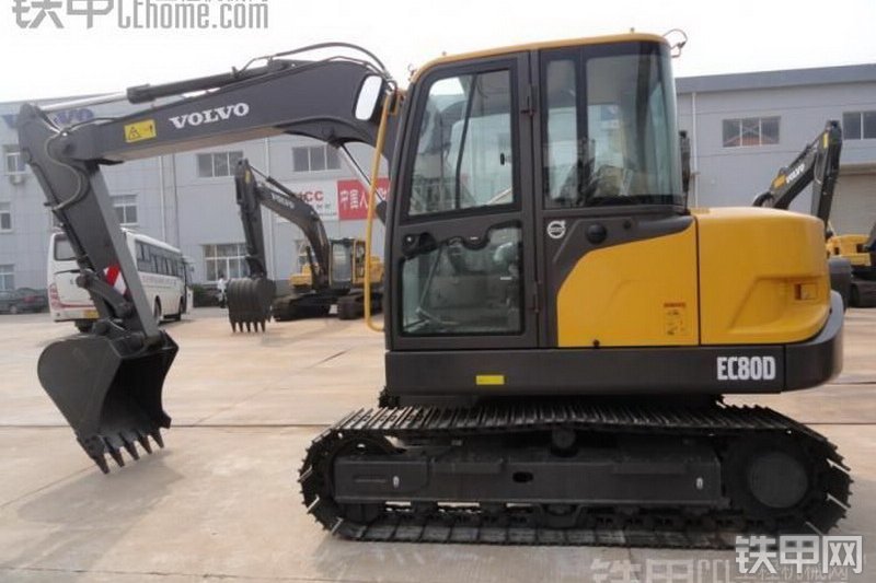 沃尔沃EC80D挖掘机整机外观