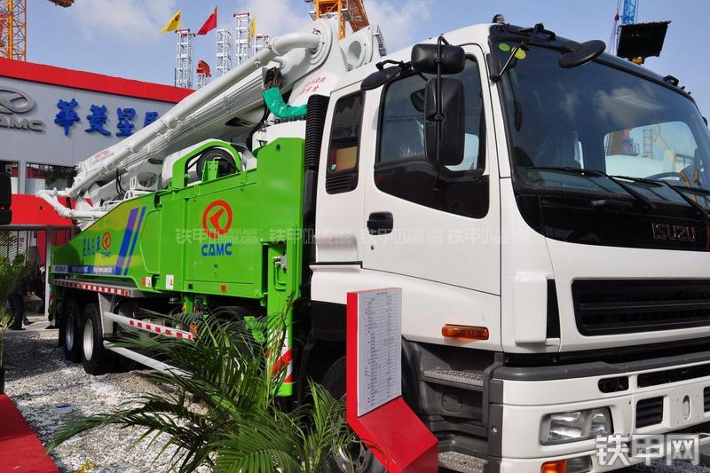 华菱星马AH5384THB-49泵车整机外观