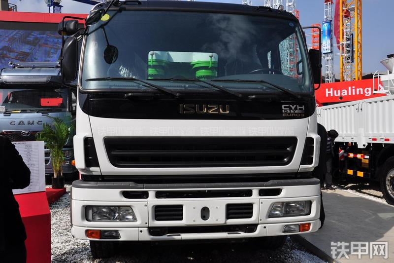 华菱星马AH5384THB-49泵车整机外观