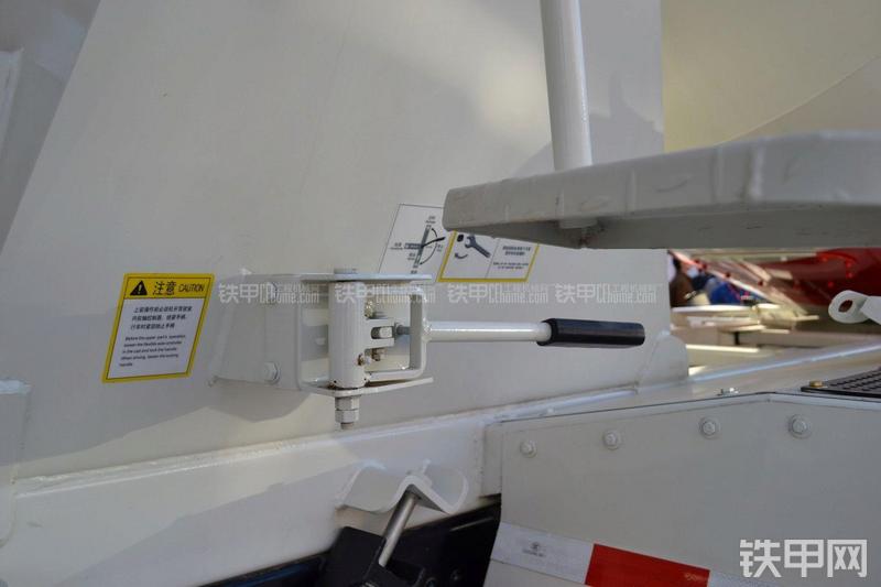 三一重工SY5310GJB4-12搅拌运输车局部