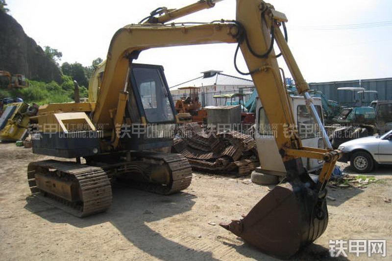 小松PC80-1挖掘机整机外观