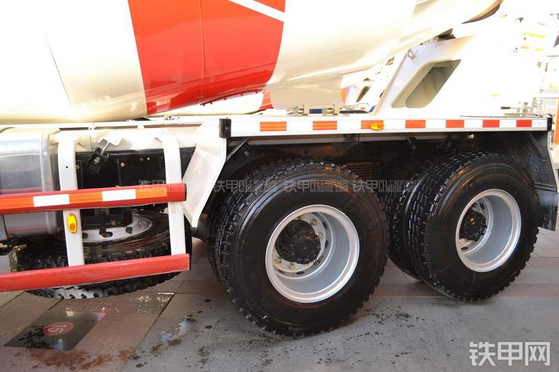 三一重工SY5310GJB4-12搅拌运输车局部