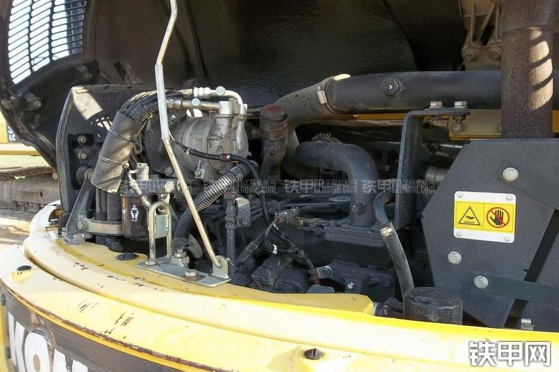 小松PC78MR-6挖掘机局部