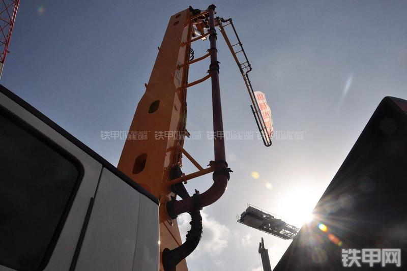 新筑股份TG5310THB42X-5Z泵车局部