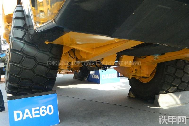 徐工DAE60非公路自卸车局部