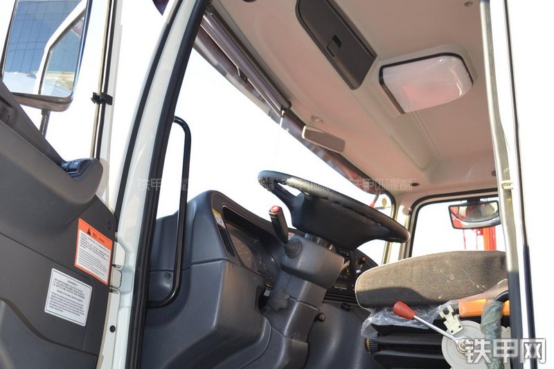 三一重工SY5310GJB4-12搅拌运输车局部