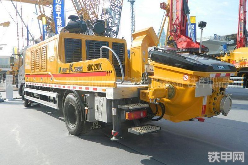 徐工C120K车载泵整机外观