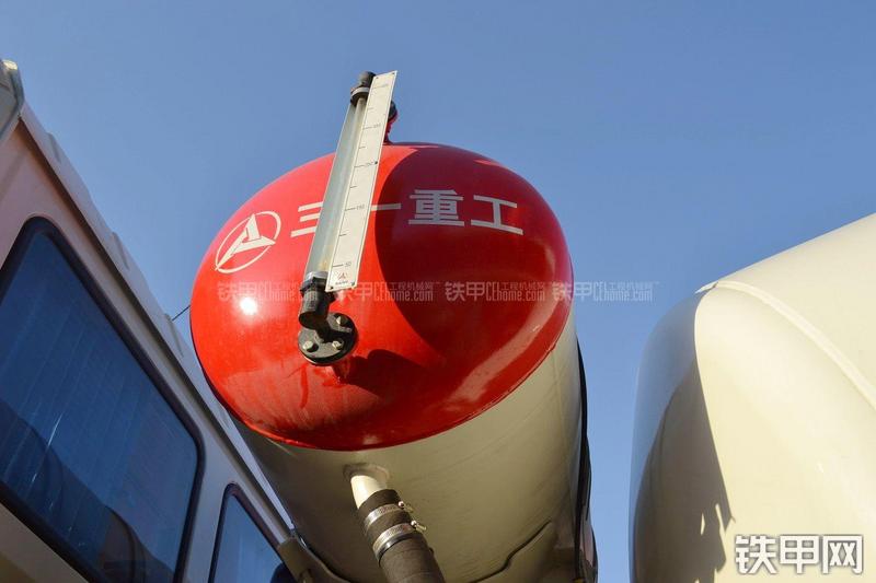 三一重工SY5310GJB1-15AR搅拌运输车局部