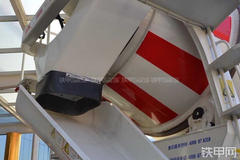 三一重工SY5310GJB4-12搅拌运输车局部