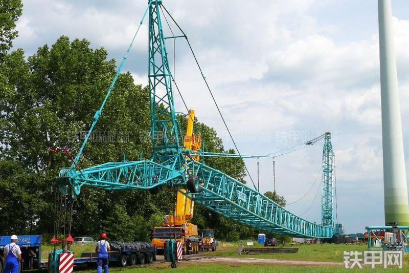 特雷克斯TC2500起重机整机外观