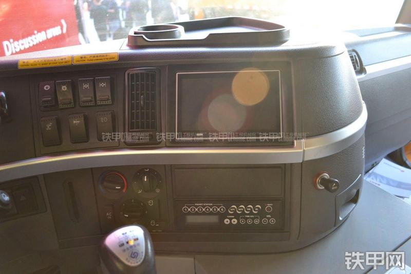 三一重工STC750起重机局部