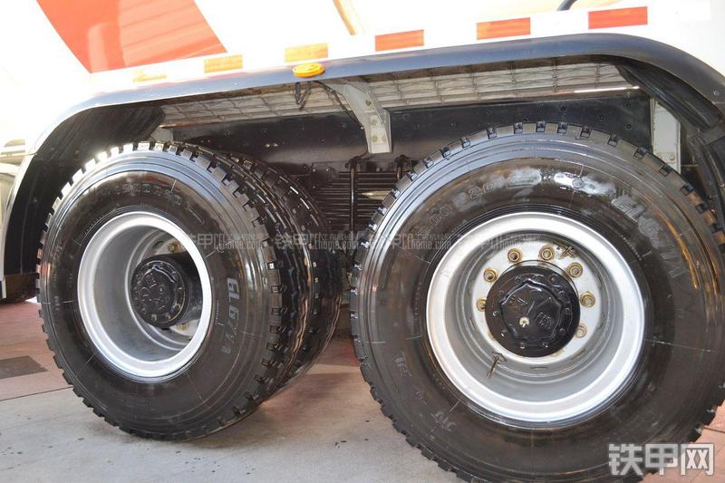 三一重工SY5310GJB1-15AR搅拌运输车局部