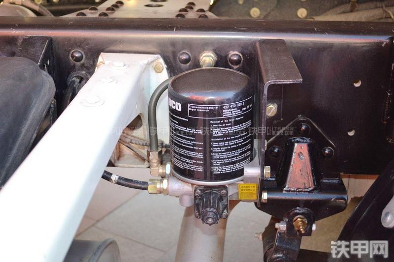 三一重工SY5310GJB1-15AR搅拌运输车局部