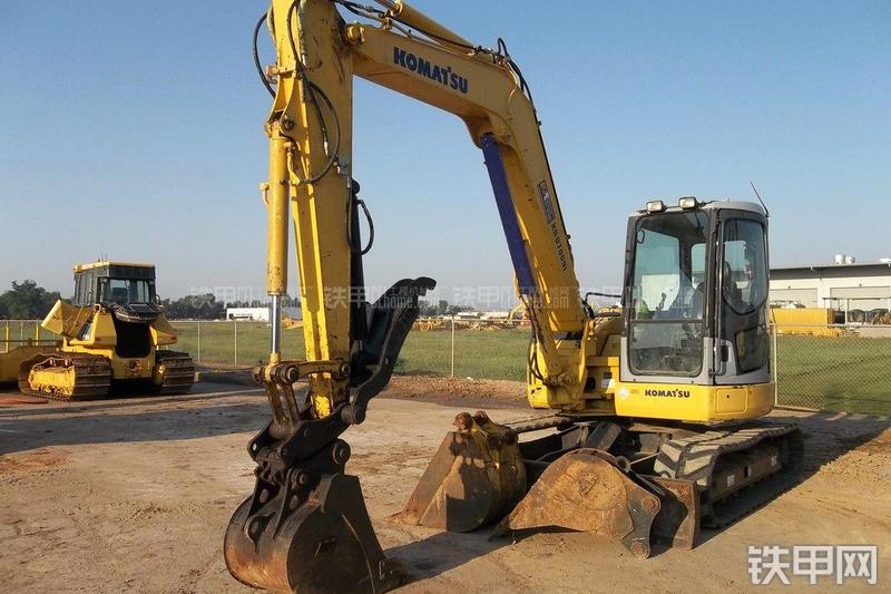 小松PC78MR-6挖掘机整机外观