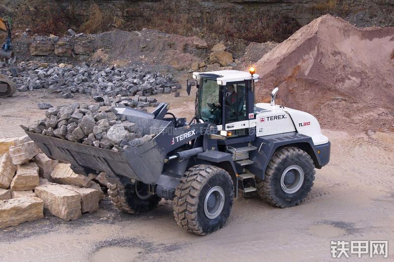 特雷克斯TL210装载机其他