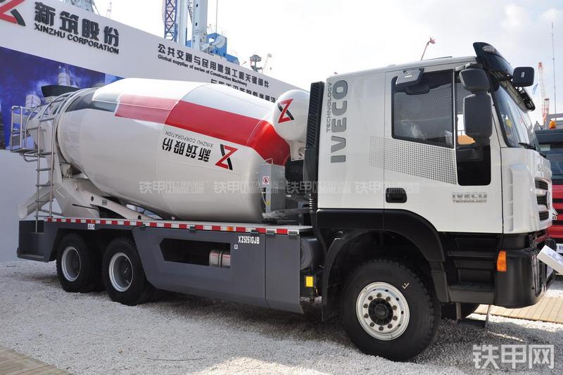 新筑股份CQ5254GJBHTG414搅拌运输车整机外观