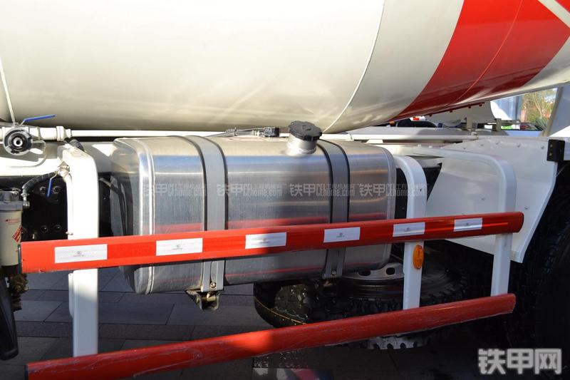 三一重工SY5310GJB4-12搅拌运输车局部