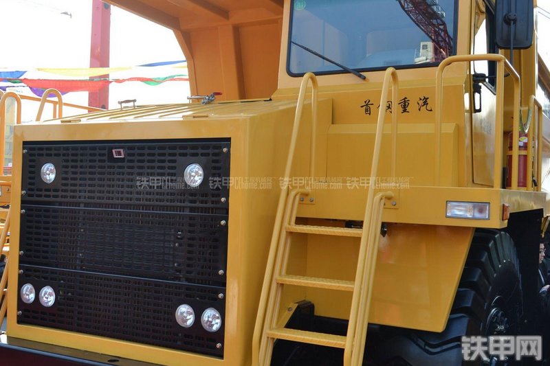 柳工SGR50非公路自卸车局部