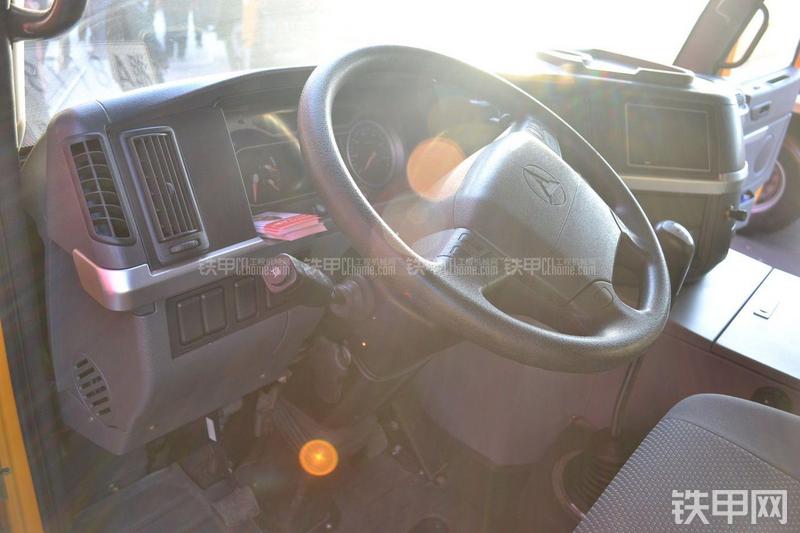 三一重工STC750起重机局部