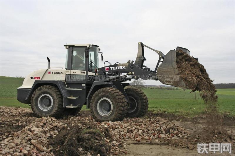 特雷克斯TL210装载机其他