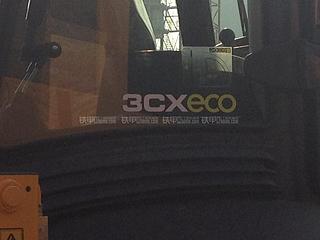 杰西博3CX-ECO挖掘装载机局部
