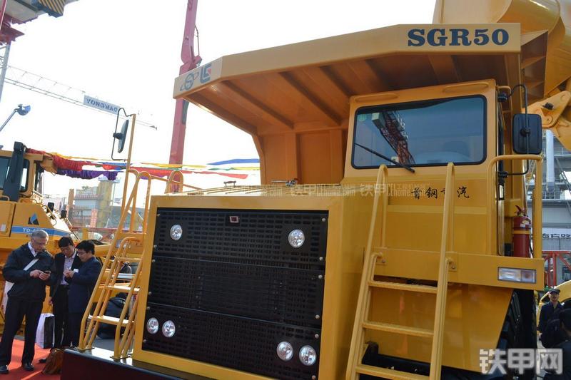 柳工SGR50非公路自卸车局部