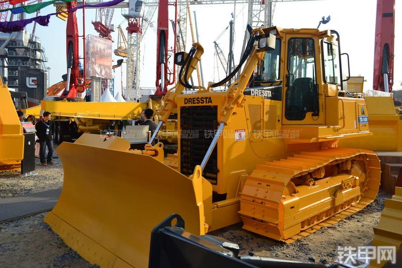 柳工TD-14M推土机整机外观