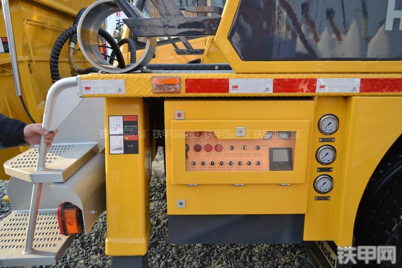 鸿得利HDL5132THB(10016195E)车载泵局部