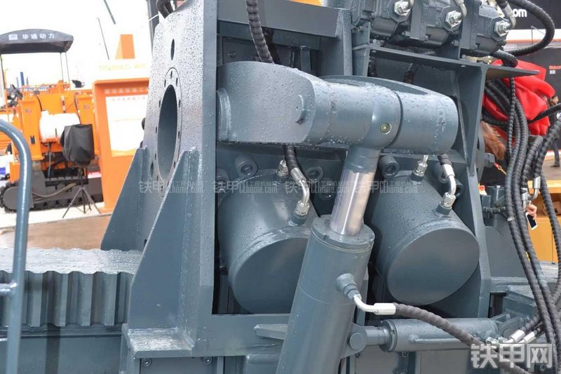 恒天九五JVD3500水平定向钻局部