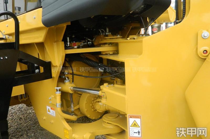 成工CG946G装载机局部