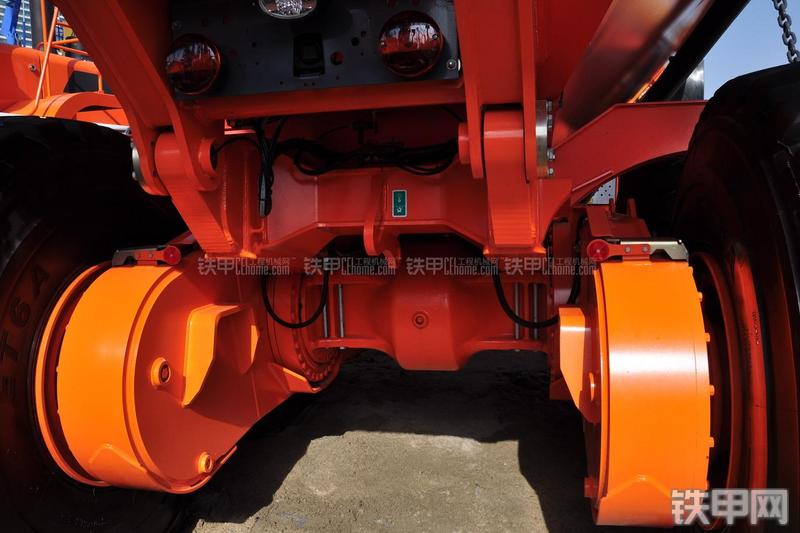 迪万伦DA40非公路自卸车局部