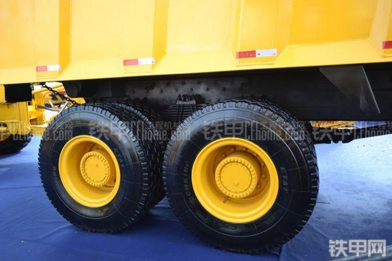 国机洛建GZL3606非公路自卸车局部