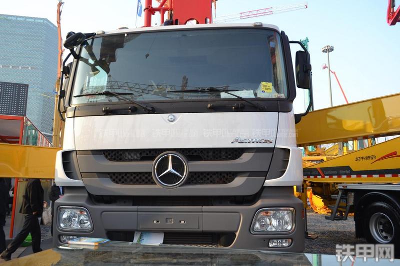 鸿得利HDL5431THB(5664E)泵车局部