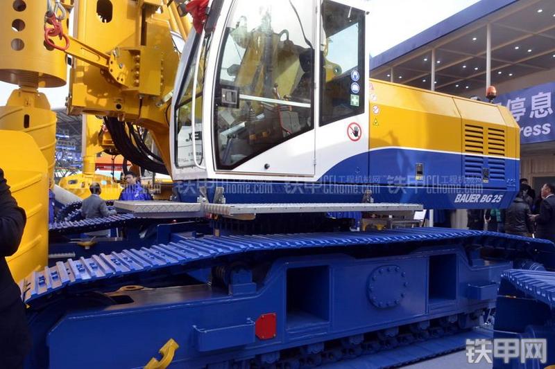 宝峨BG25（BT70主机）旋挖钻局部