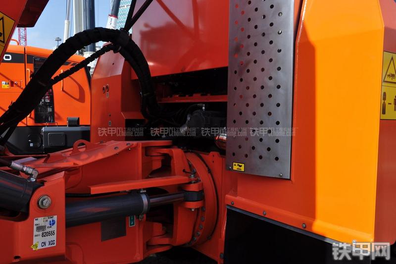 迪万伦DA40非公路自卸车局部