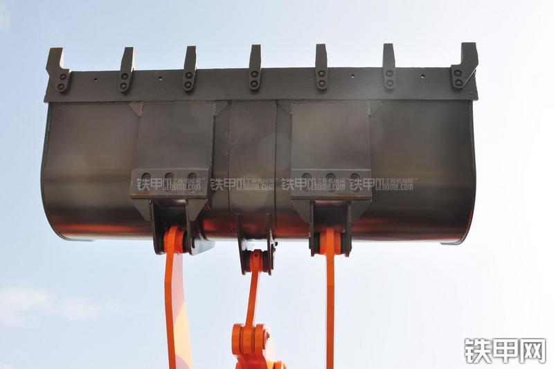 迪万伦DL507装载机局部