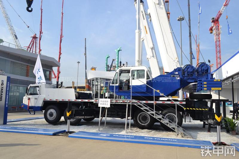 北起多田野GT-850E起重机整机外观