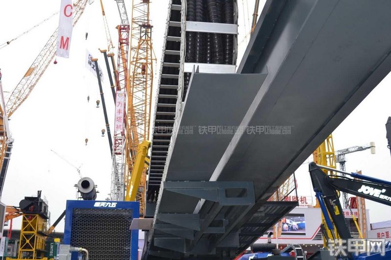 恒天九五JVD3500水平定向钻局部