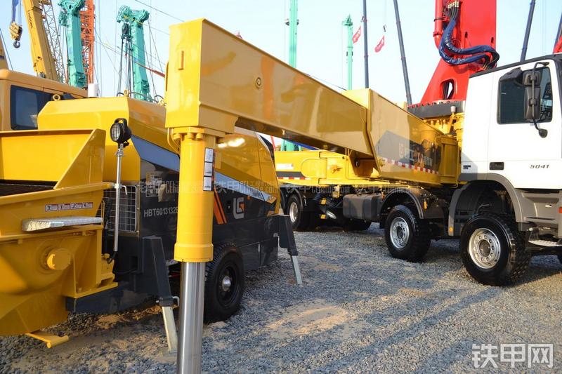 鸿得利HDL5530THB(6365E)泵车局部