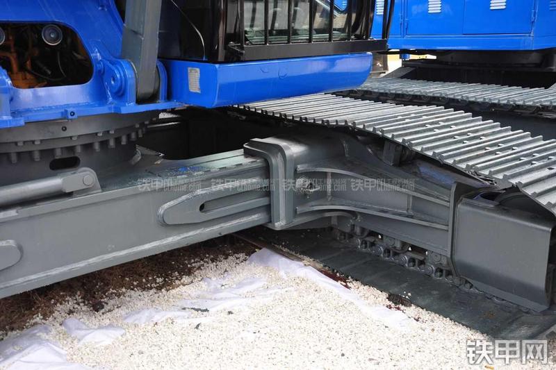 恒天九五JVR180D旋挖钻局部