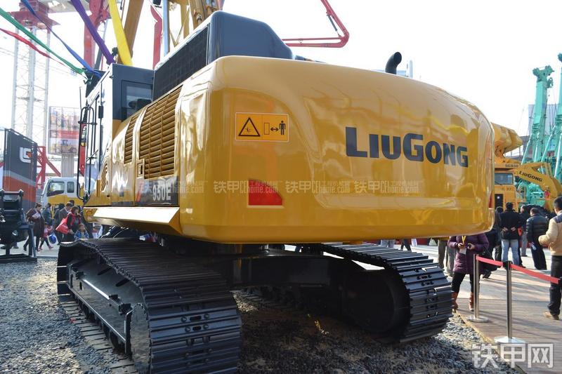 柳工CLG950E挖掘机局部