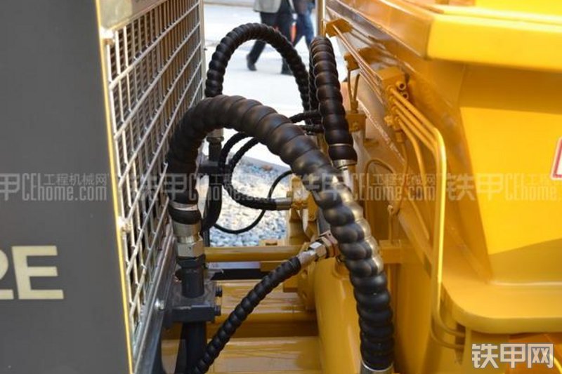 鸿得利HBT60-16-132E拖泵局部