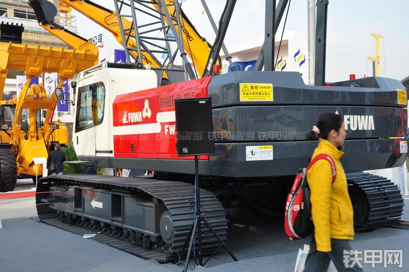 抚挖重工FWX55起重机局部