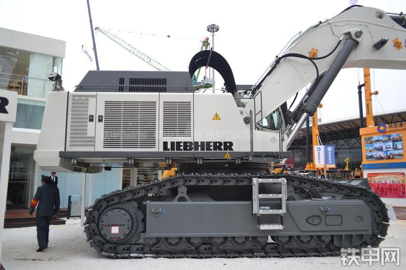 利勃海尔R984C Litronic挖掘机局部