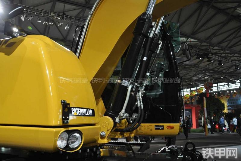 卡特彼勒M315D挖掘机局部