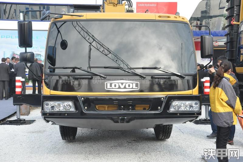 雷沃重工FL610旋挖钻局部