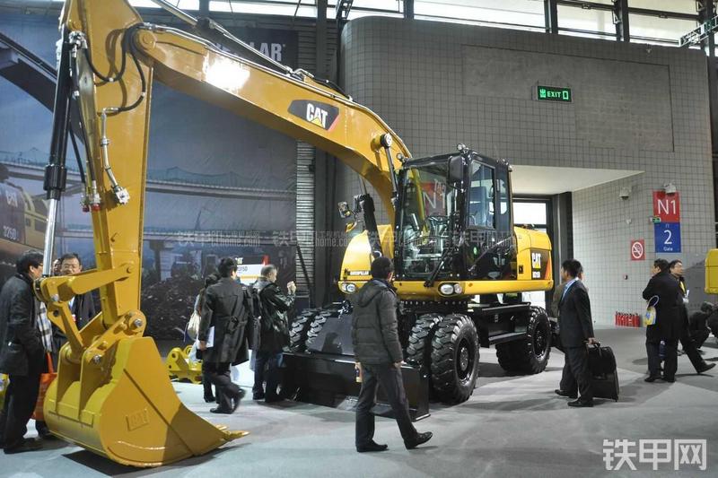 卡特彼勒M315D挖掘机整机外观