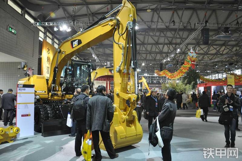 卡特彼勒M315D挖掘机整机外观